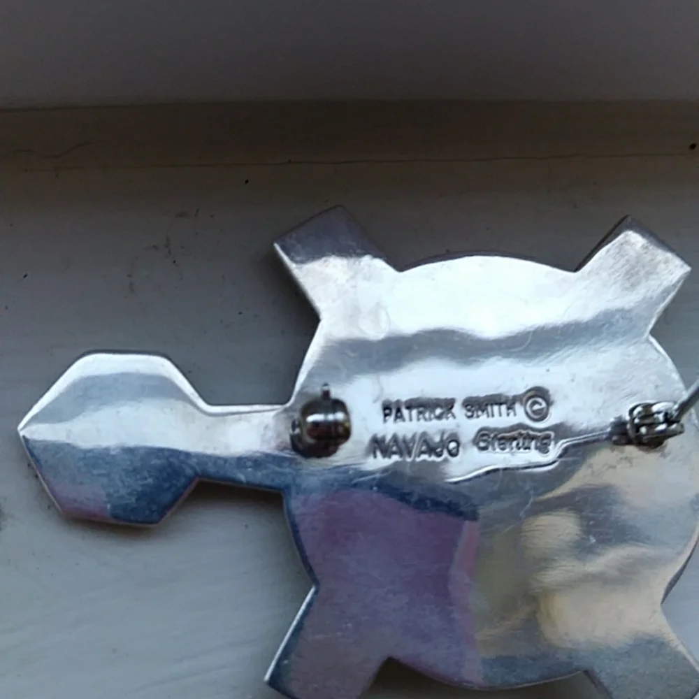 Native American Navajo Sterling Turtle Pin - Picture 6 of 8